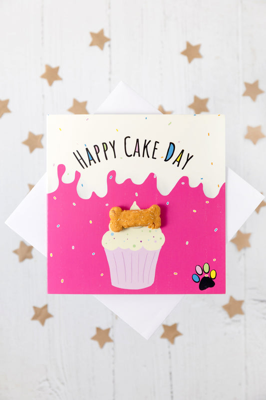 'Treatings' Card - Happy Cake Day - Pink